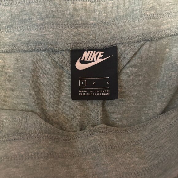 VTG Nike Women’s Size Large Mint Green "JUST DO IT" Capri Jogger Sweatpants SOFT - Picture 6 of 11
